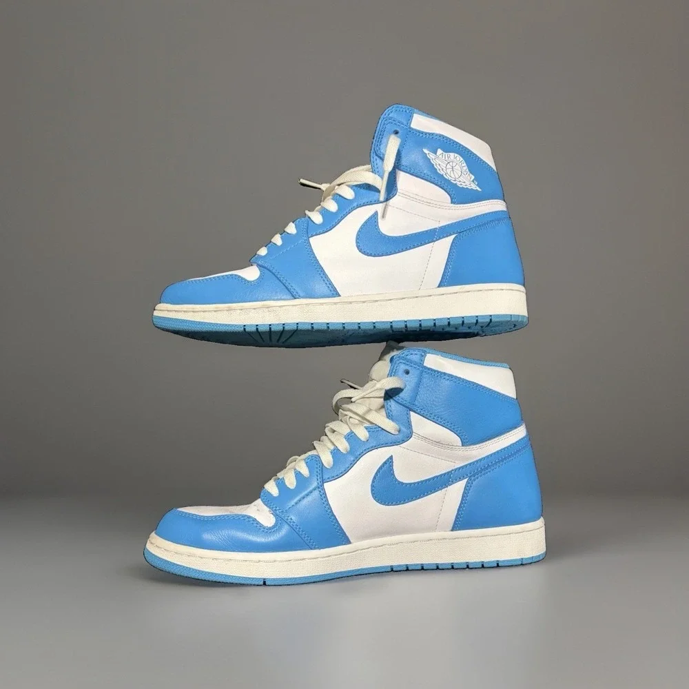 Nike Air Jordan 1 Retro High OG UNC 2015 555088-117 Men's Size 11.5 Powder Blue
